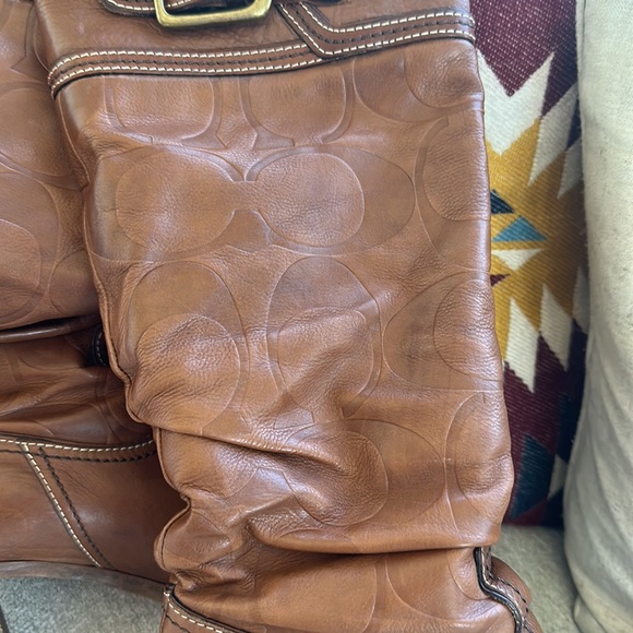 Slouchy tan monogram coach leather chunky heeled boots. Merrith style size 7 - Picture 2 of 9